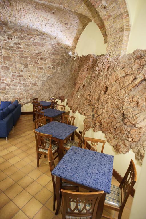 Albergo La Rocca Asyż Zewnętrze zdjęcie